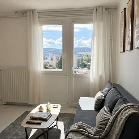 Appartement Spacieux Et Lumineux - Proche Centre *