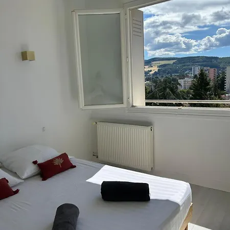 Spacieux Et Lumineux - Proche Centre Appartement *